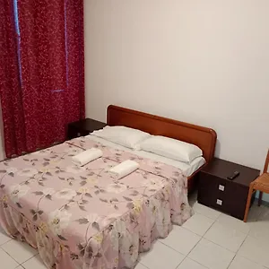 https://venice-real-guesthouse.hotelslidodijesolo.com